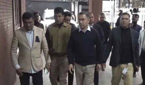 গুলশান কার্যালয়ে নির্বাচন পরিচালনা কমিটির বৈঠকে তারেক রহমান